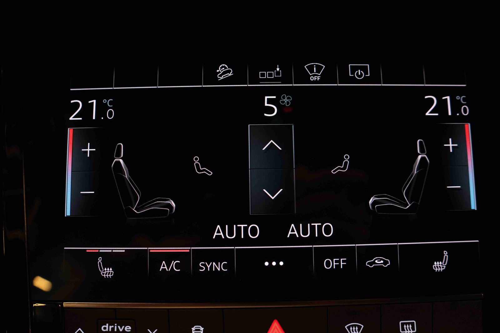 Audi e-tron 50 quattro, 313ps, 2020
