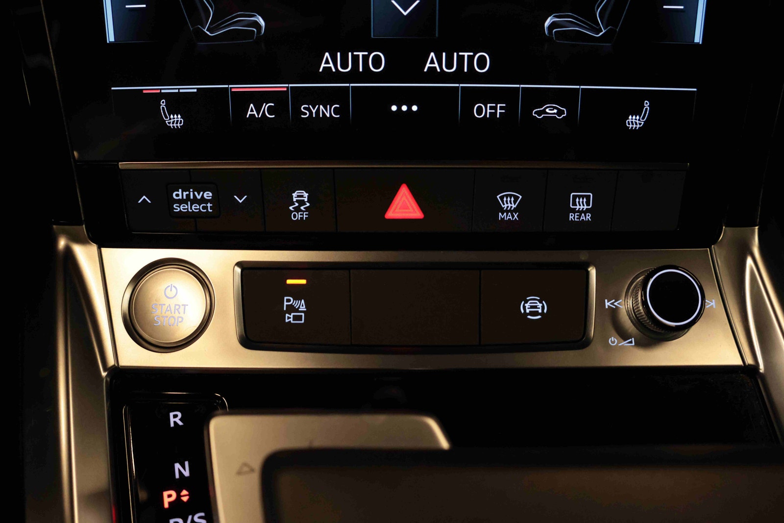 Audi e-tron 50 quattro, 313ps, 2020