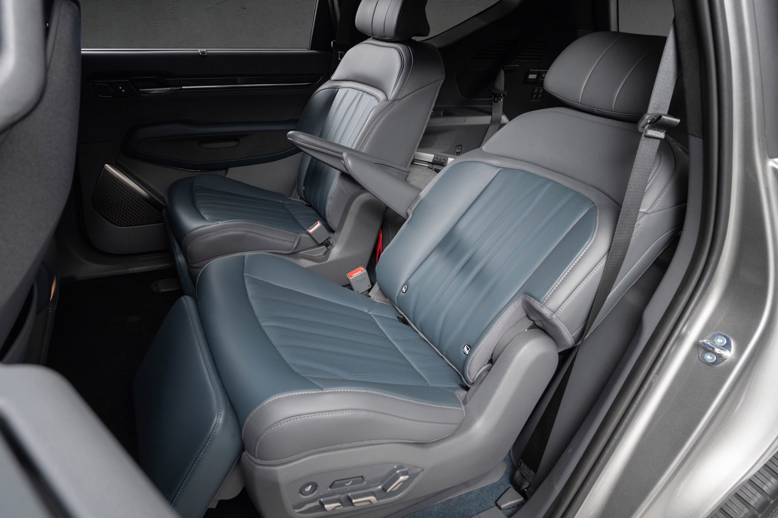 Kia EV9 AWD, 385ps, 2025
