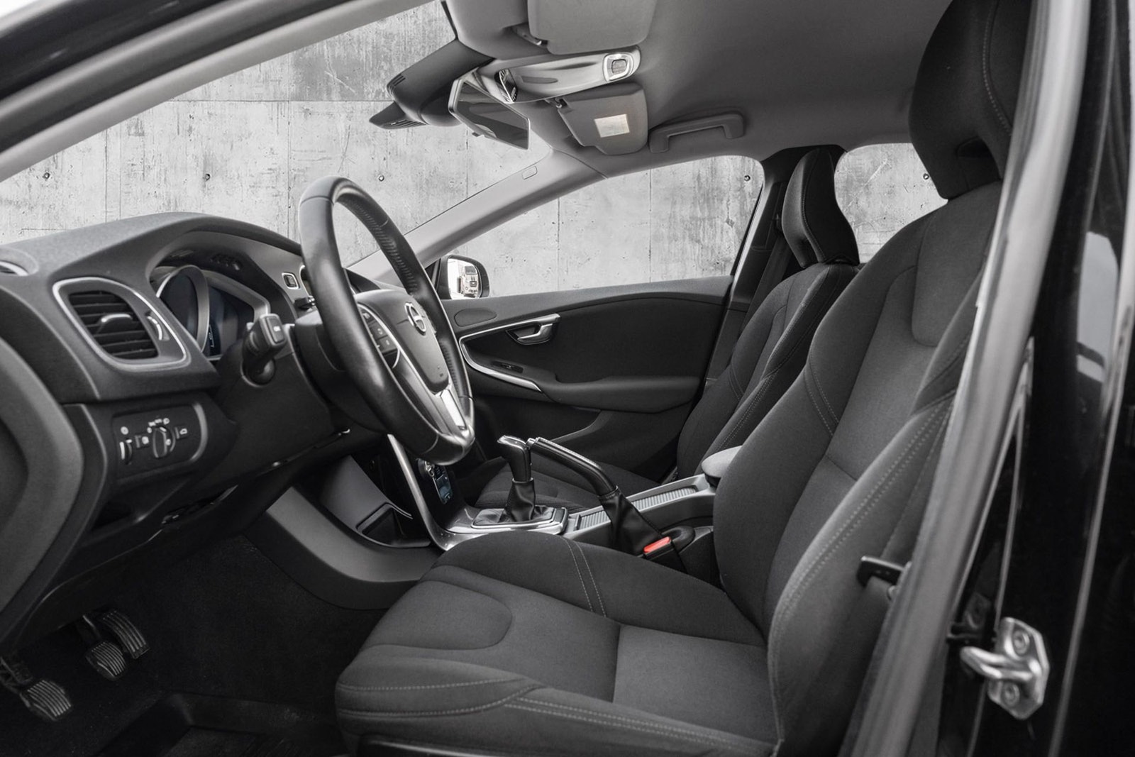 Volvo V40 T2 Manual, 6-trins, 122ps, 2018