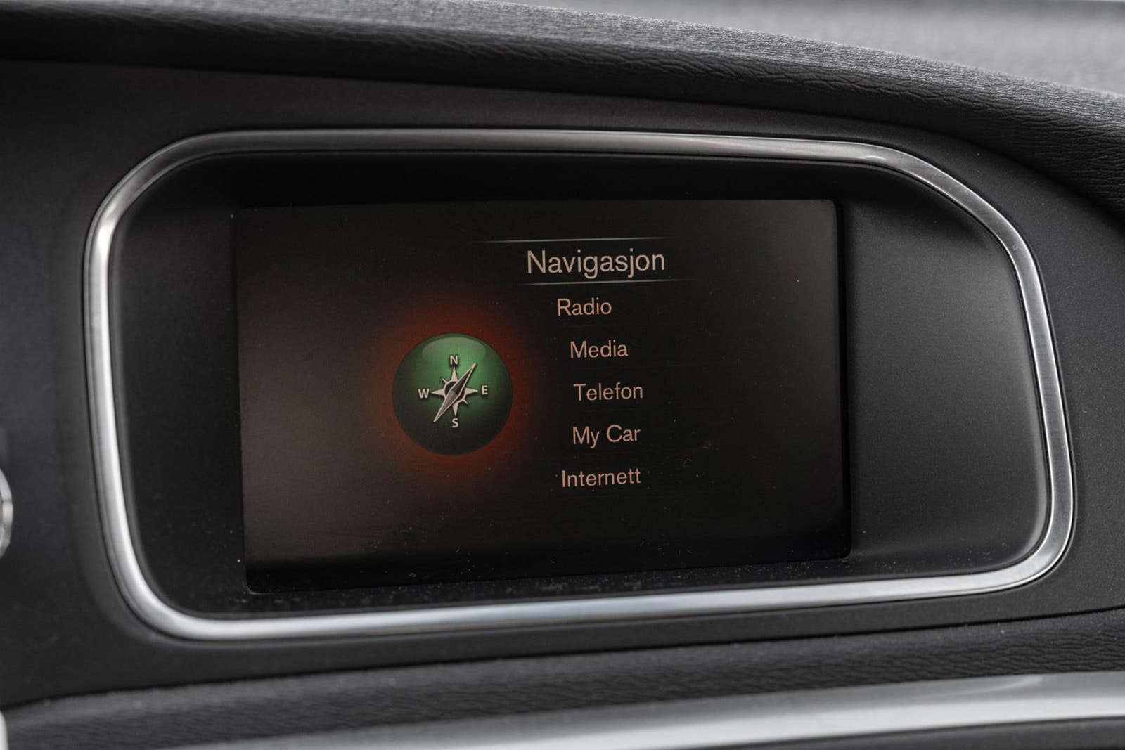 Volvo V40 T2 Manual, 6-trins, 122ps, 2018