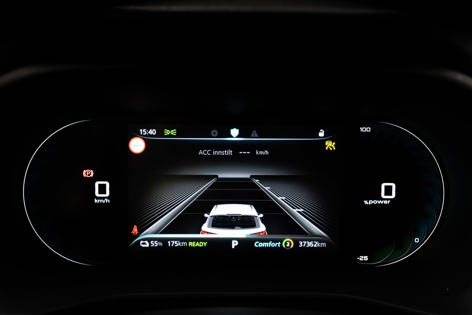 MG 5 Long Range 61.1 kWh, 156hp, 2022