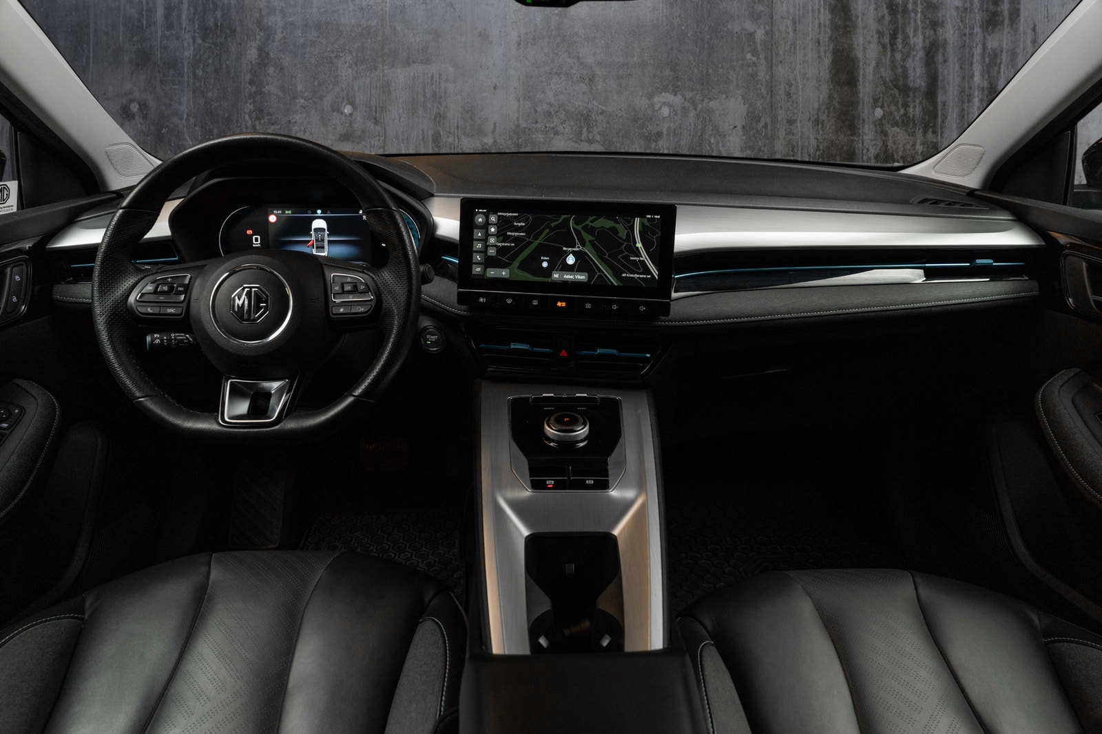 MG 5 Long Range 61.1 kWh, 156hp, 2022