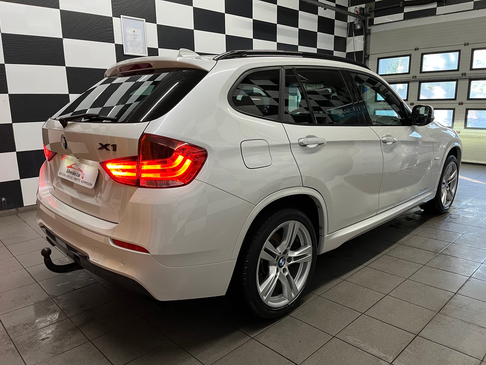 BMW X1 xDrive23d Steptronic, 204hp, 2012