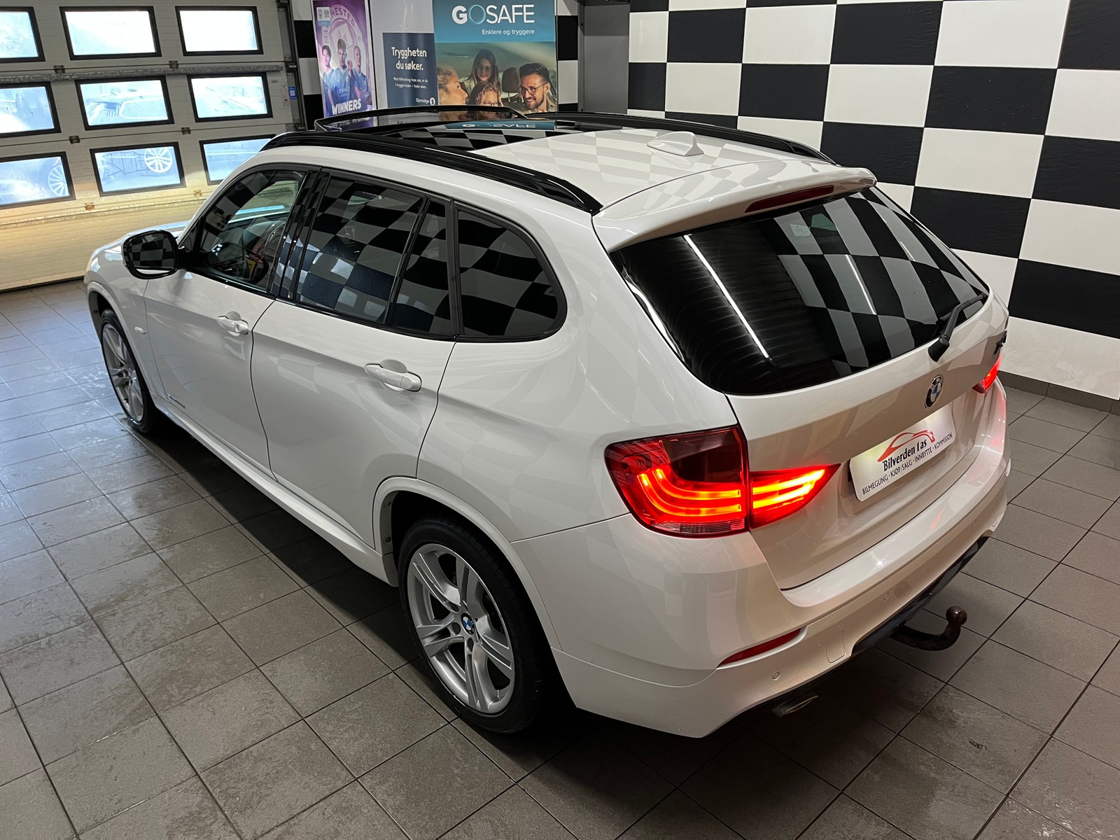 BMW X1 xDrive23d Steptronic, 204hp, 2012