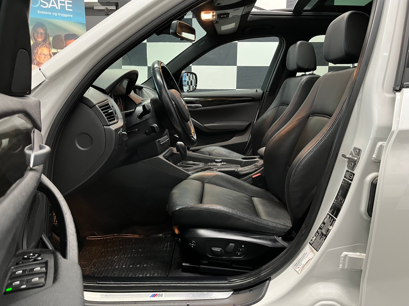 BMW X1 xDrive23d Steptronic, 204hp, 2012