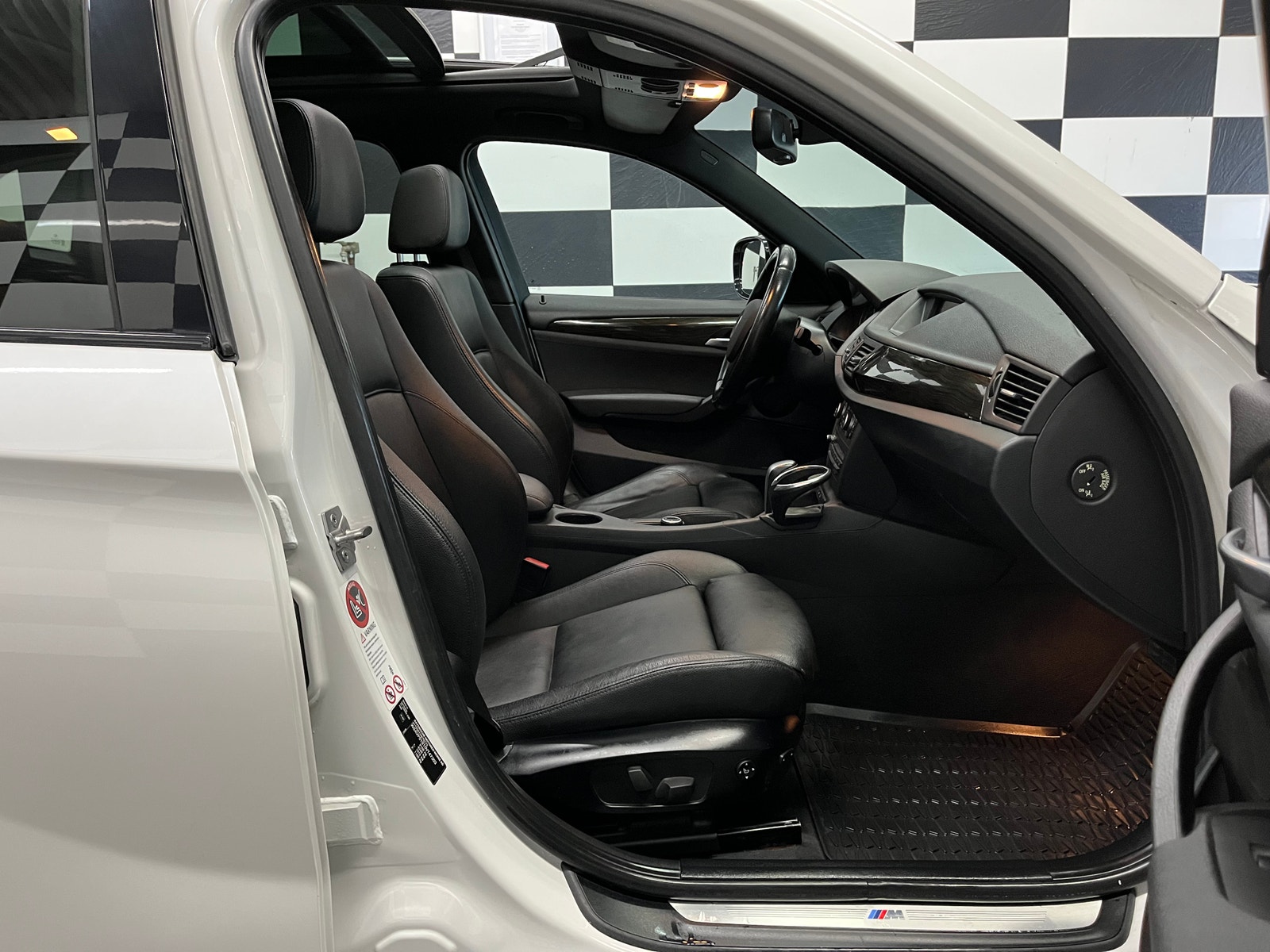 BMW X1 xDrive23d Steptronic, 204hp, 2012