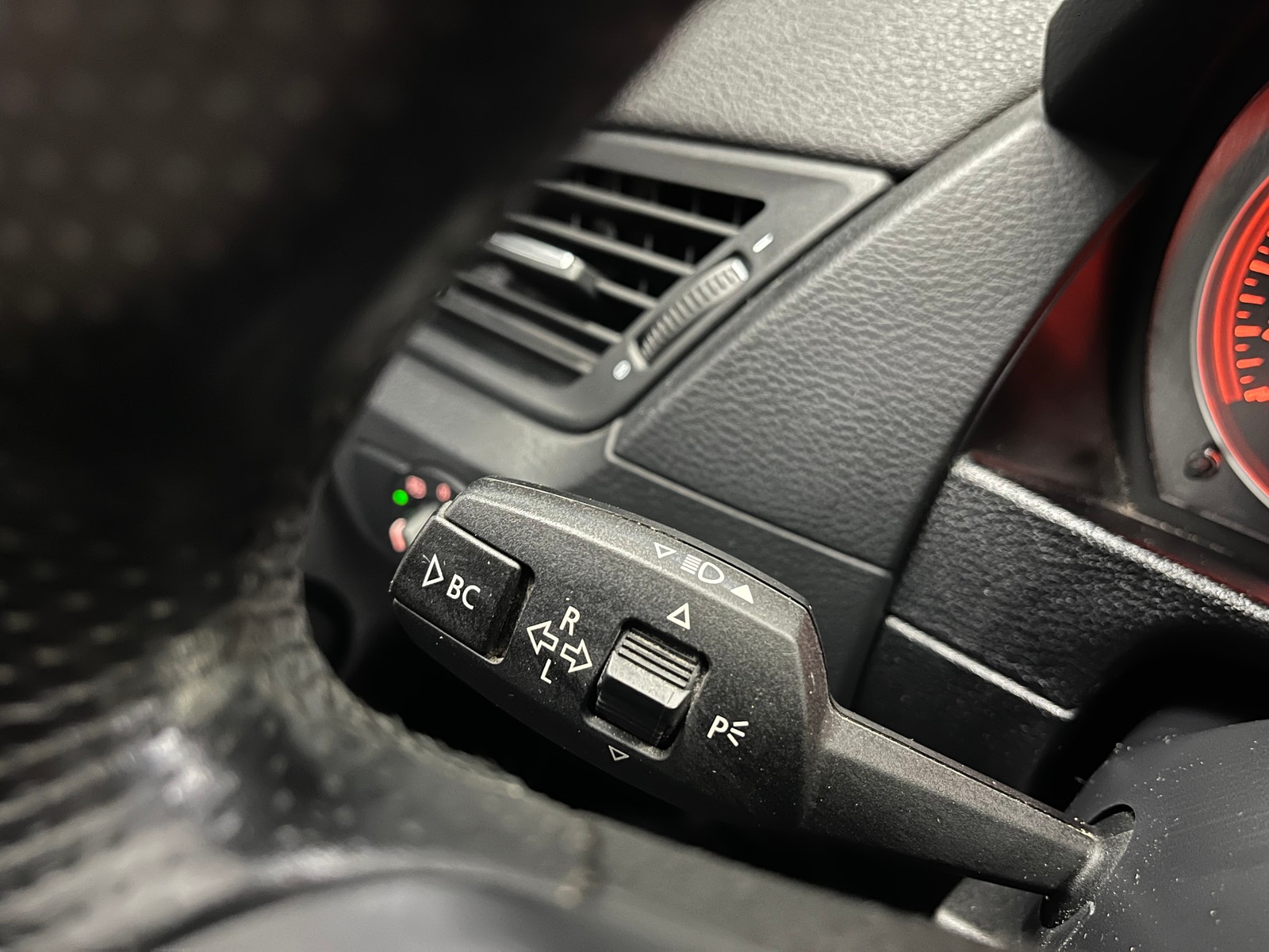 BMW X1 xDrive23d Steptronic, 204hp, 2012