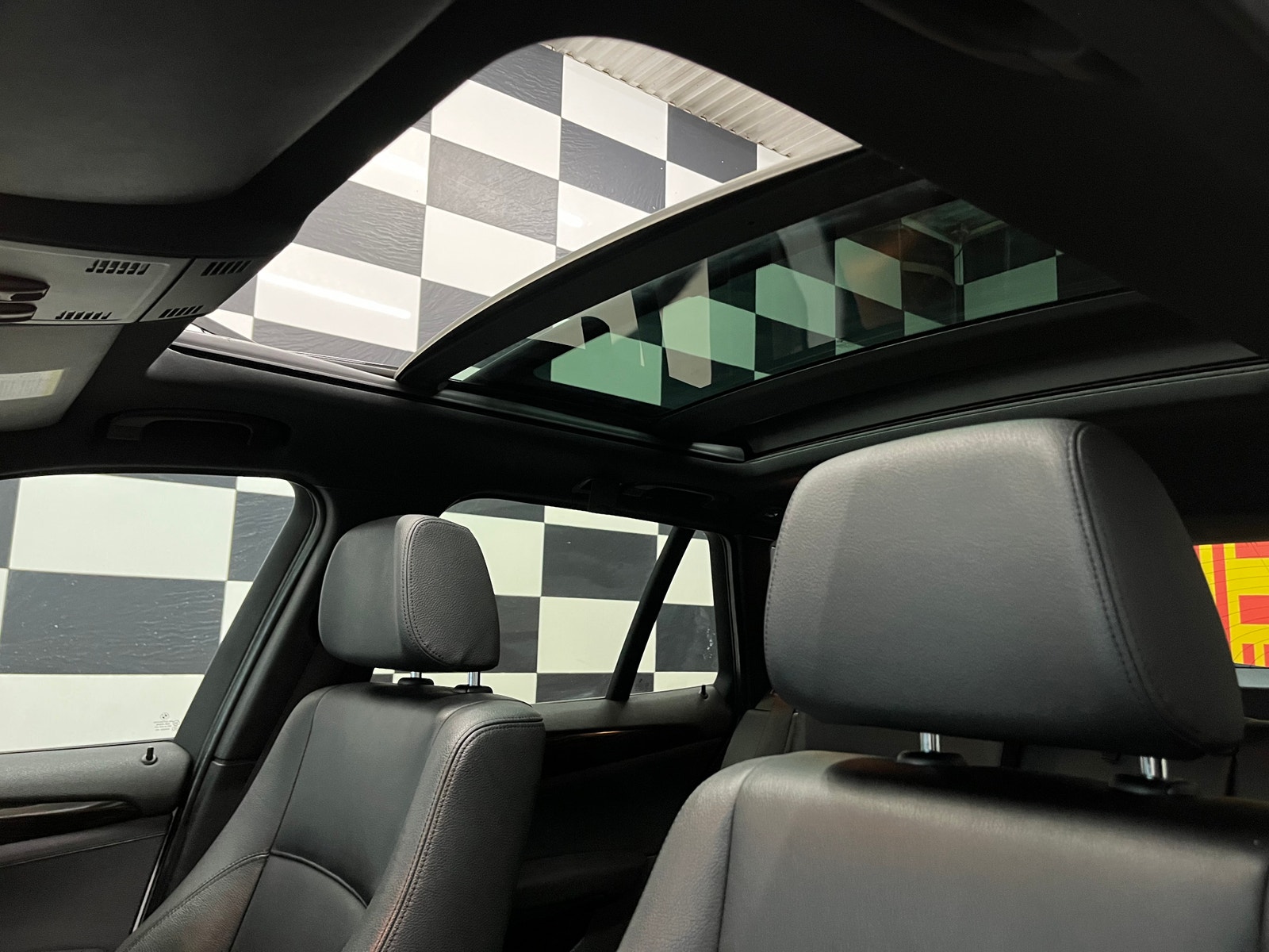 BMW X1 xDrive23d Steptronic, 204hp, 2012