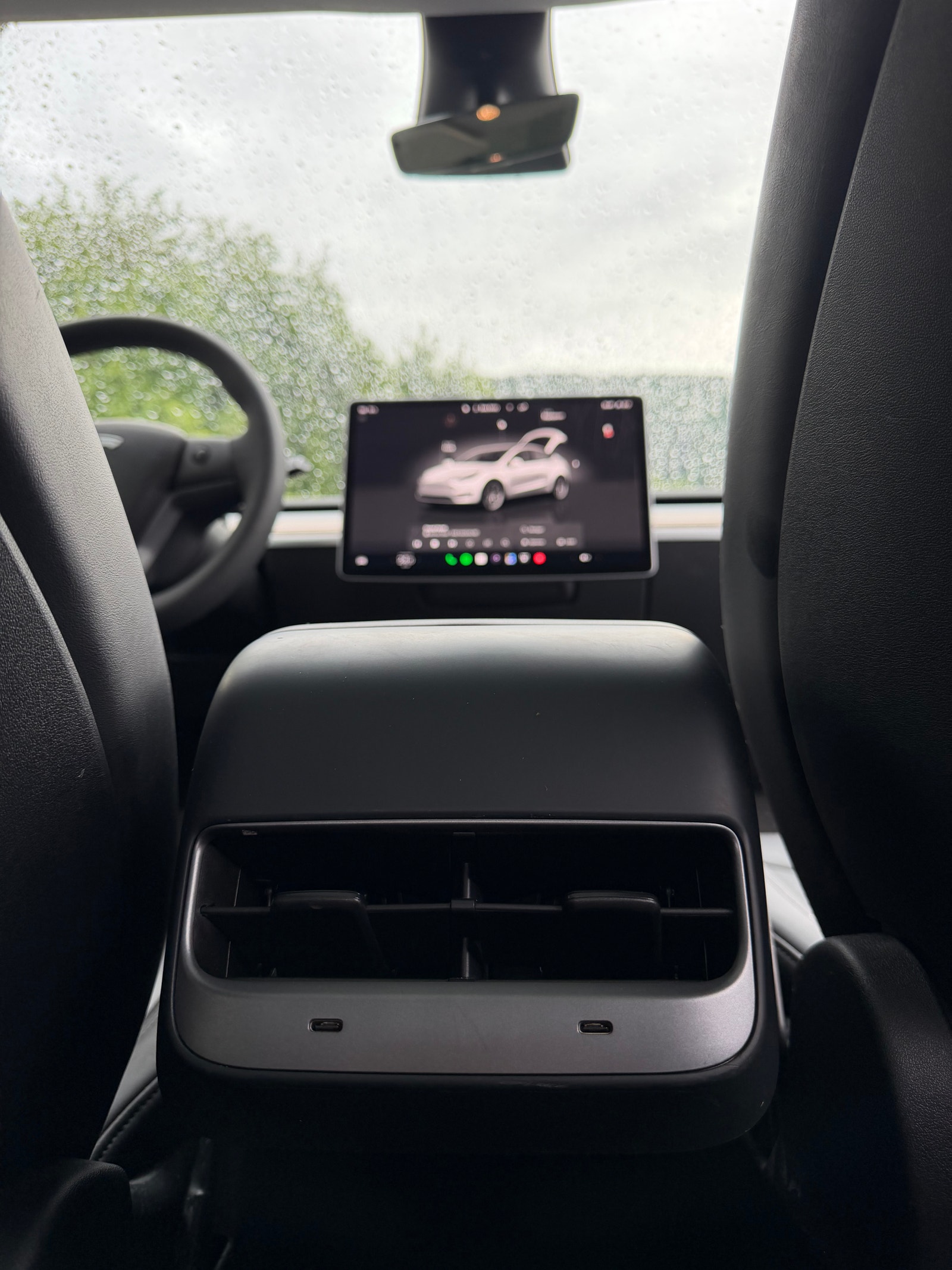 Tesla Model Y Long Range AWD, 514hp, 2024