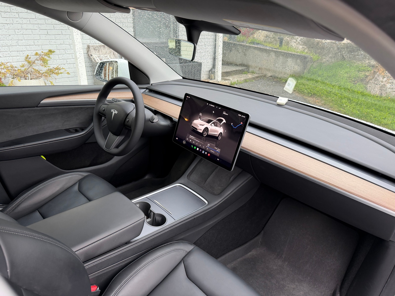 Tesla Model Y Long Range AWD, 514hp, 2024