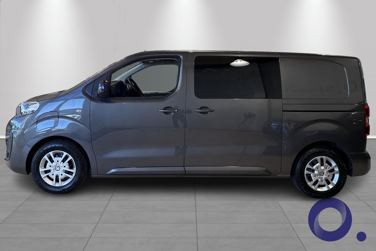 Peugeot e-Expert 75, 136ps, 2022