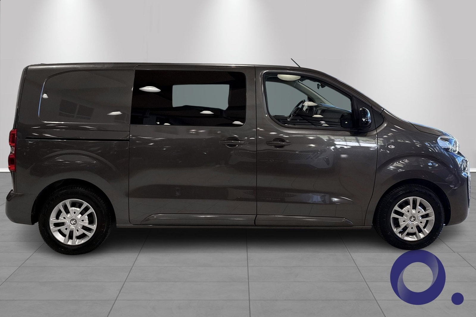 Peugeot e-Expert 75, 136ps, 2022