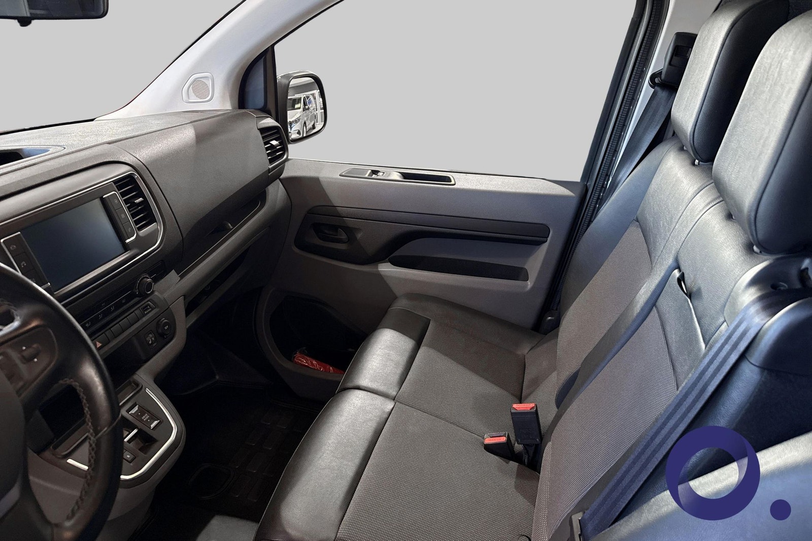 Peugeot e-Expert 75, 136ps, 2022