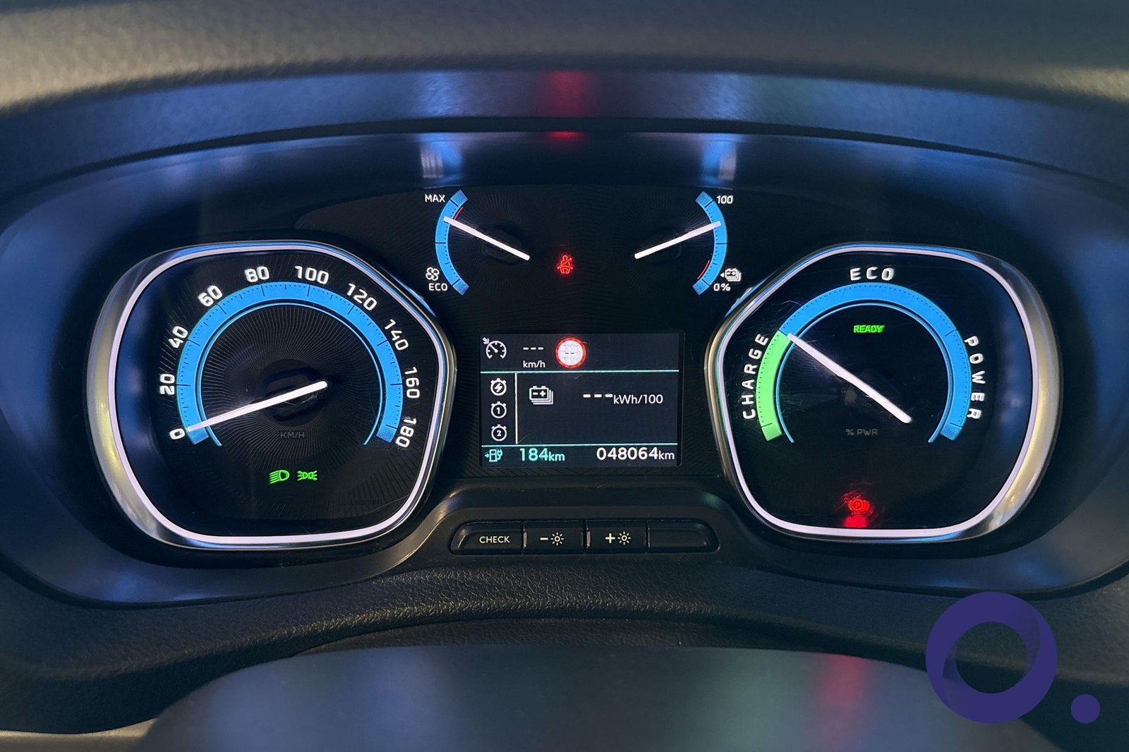 Peugeot e-Expert 75, 136ps, 2022