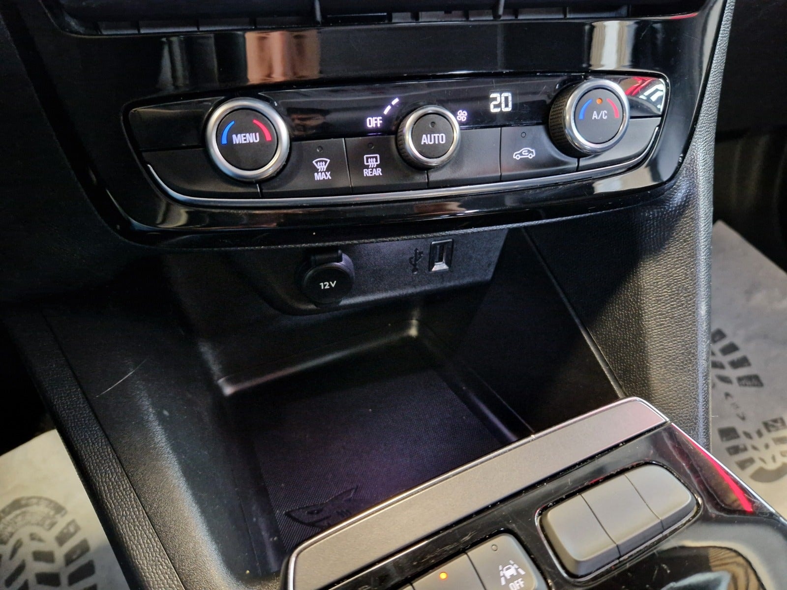 Opel Mokka-e, 136hp, 2021