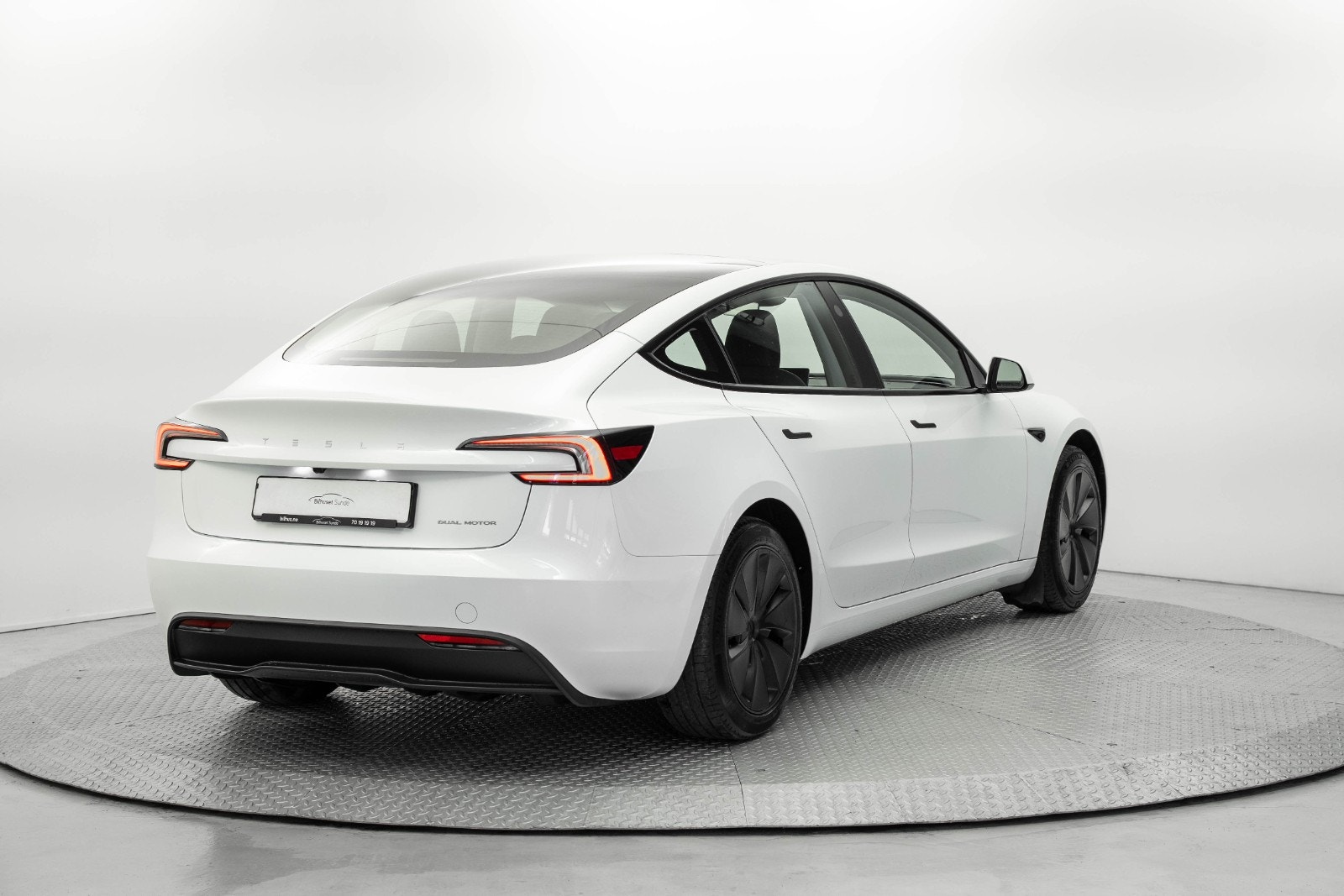 Tesla Model 3 Long Range AWD, 498hp, 2024