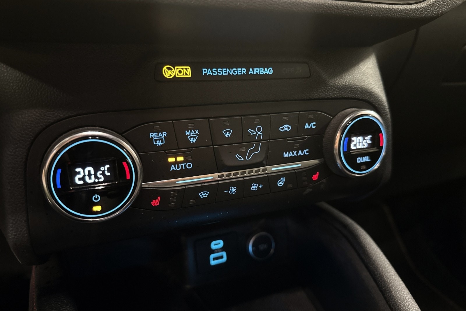 Ford Kuga Plug-In Hybrid E-CVT, 225ps, 2020