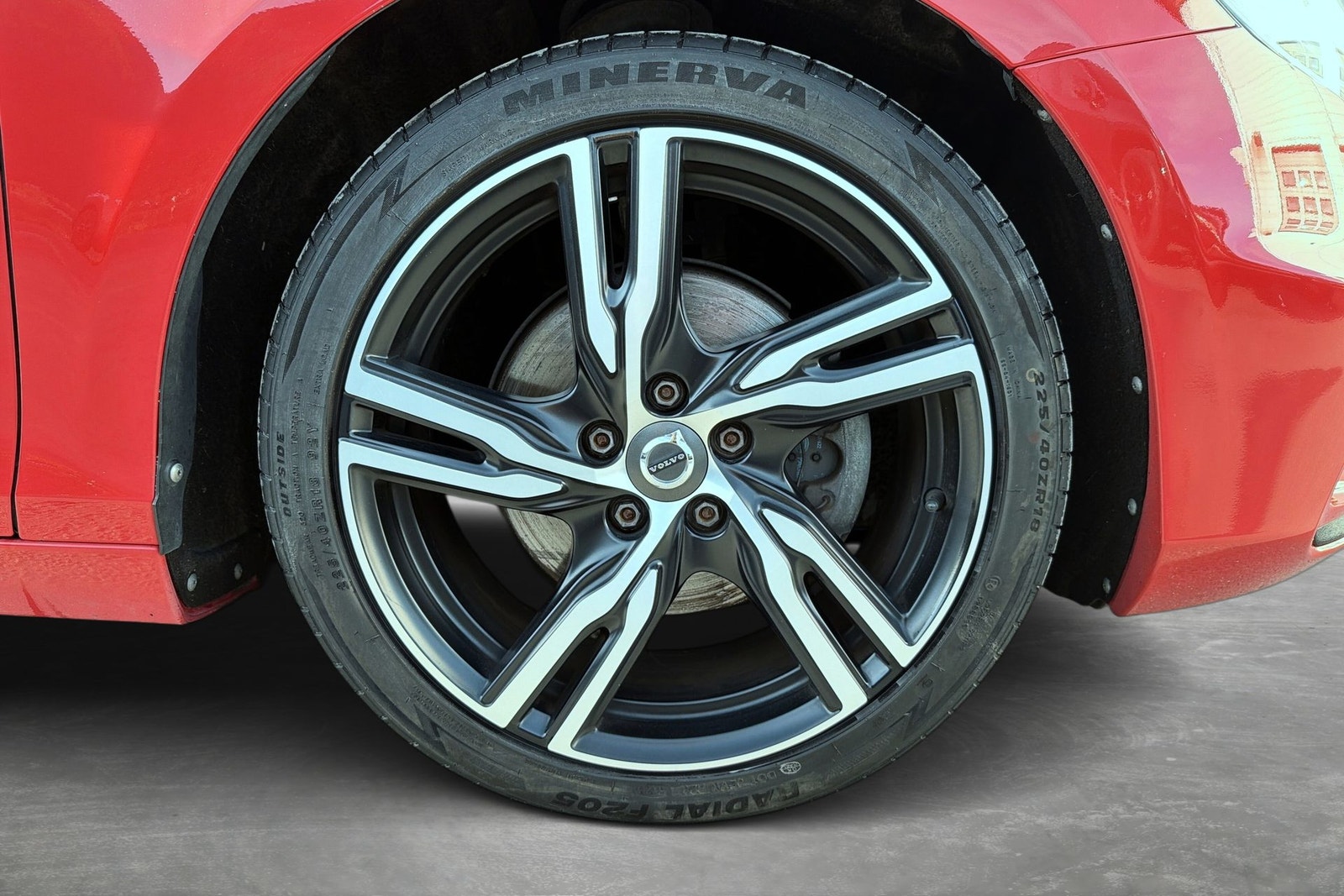 Volvo V40 T2 Manuell, 6-trinn, 122hk, 2017