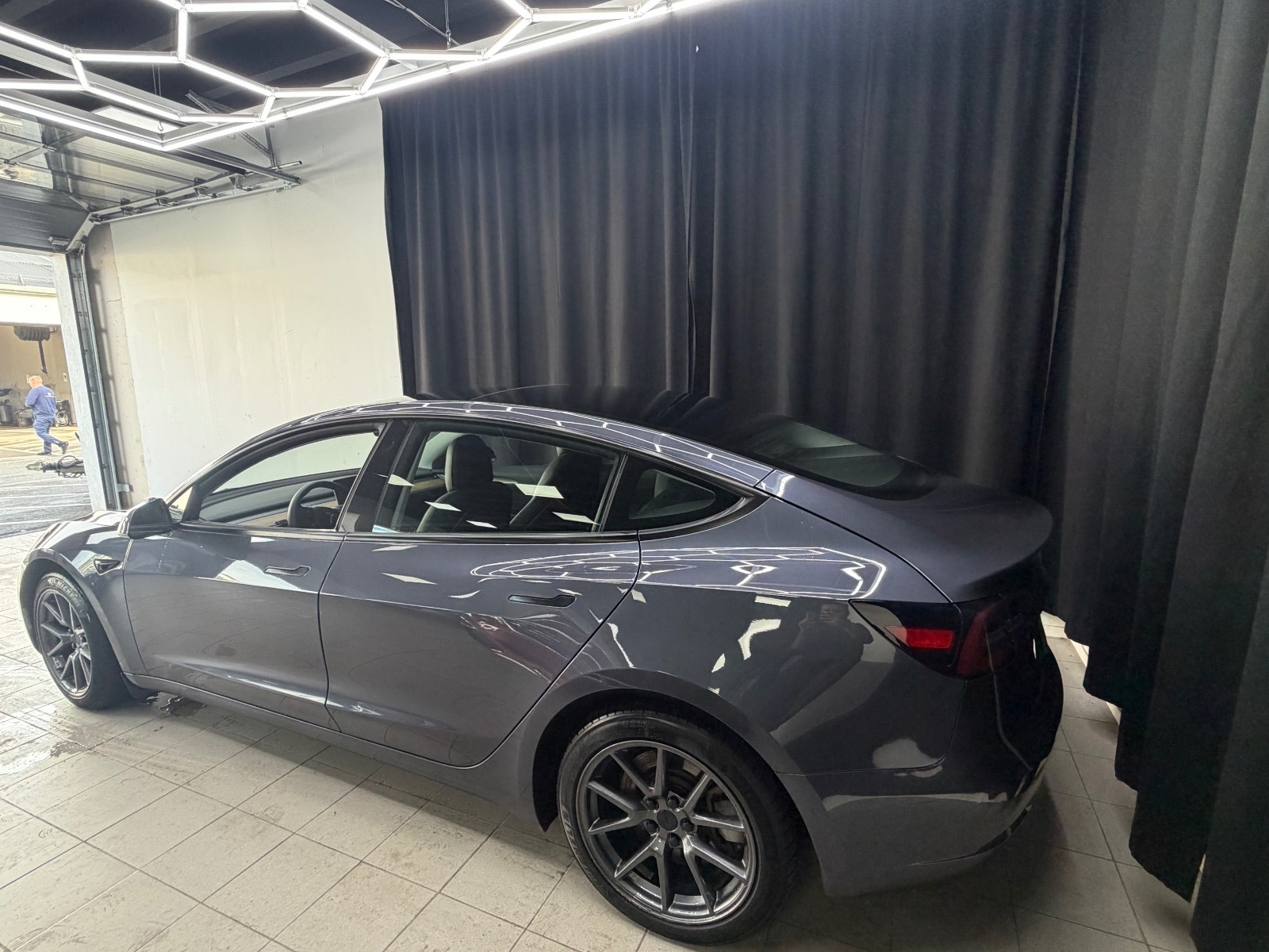Tesla Model 3 Standard Range Plus, 325ps, 2021