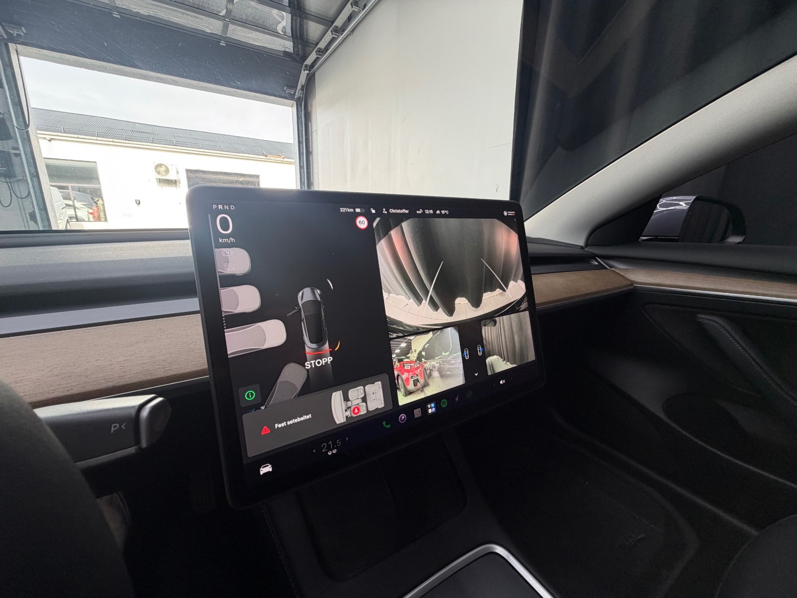Tesla Model 3 Standard Range Plus, 325ps, 2021