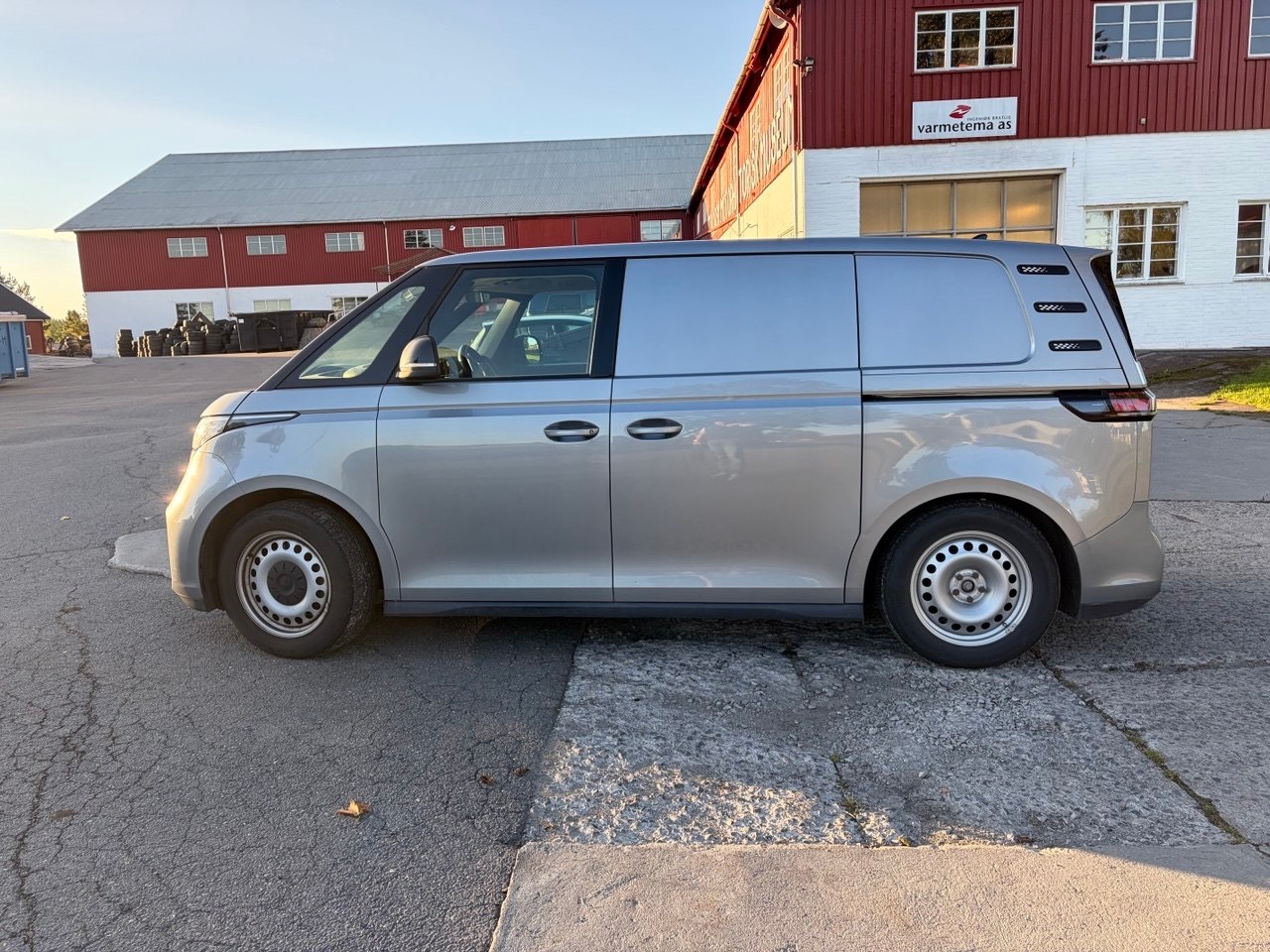 Volkswagen ID. Buzz Cargo 82 kWh, 204hp, 2024