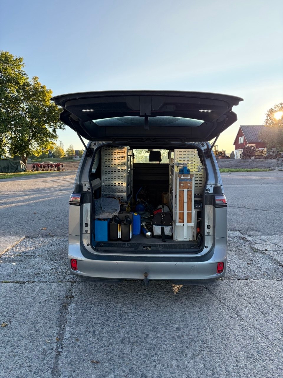 Volkswagen ID. Buzz Cargo 82 kWh, 204hp, 2024