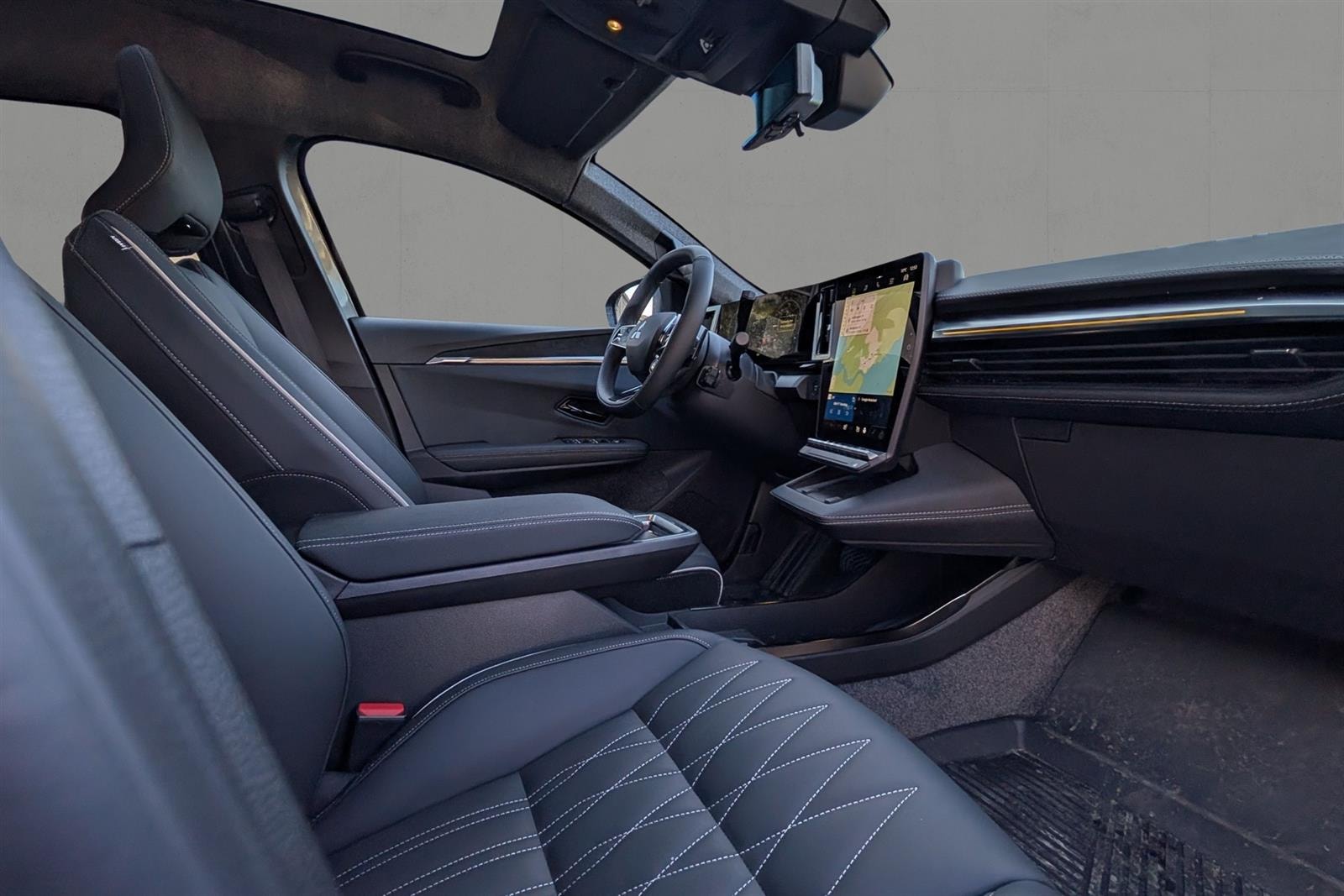Mitsubishi Eclipse Cross 87 kWh, 218hp, 2026