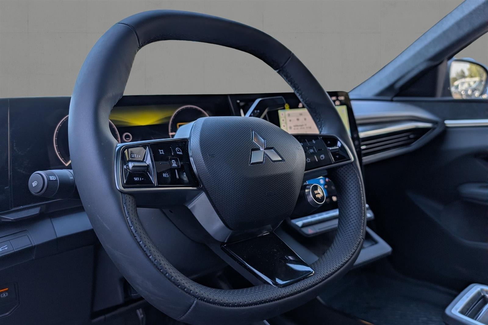 Mitsubishi Eclipse Cross 87 kWh, 218hp, 2026