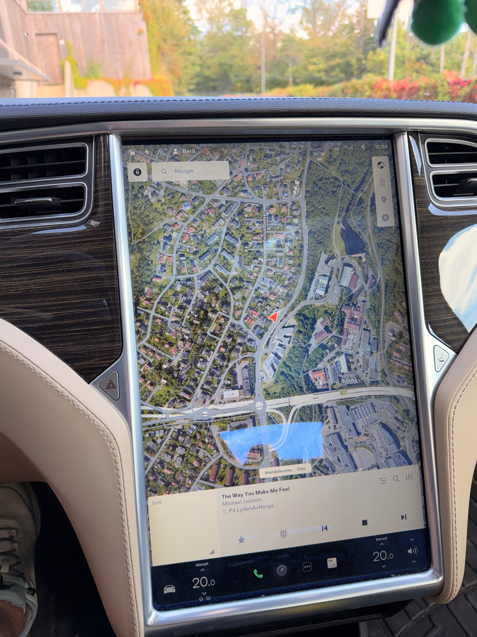Tesla Model S 85, 378hp, 2014