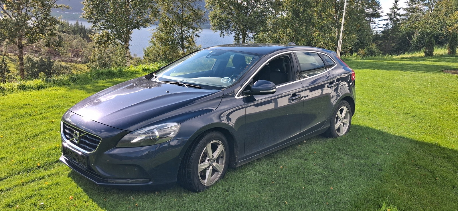 Volvo V40 D2 Manual, 115hp, 2013