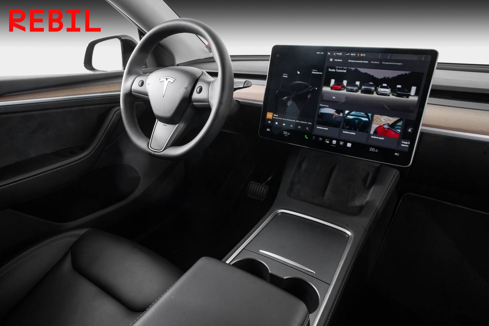 Tesla Model Y Long Range AWD, 514ps, 2023
