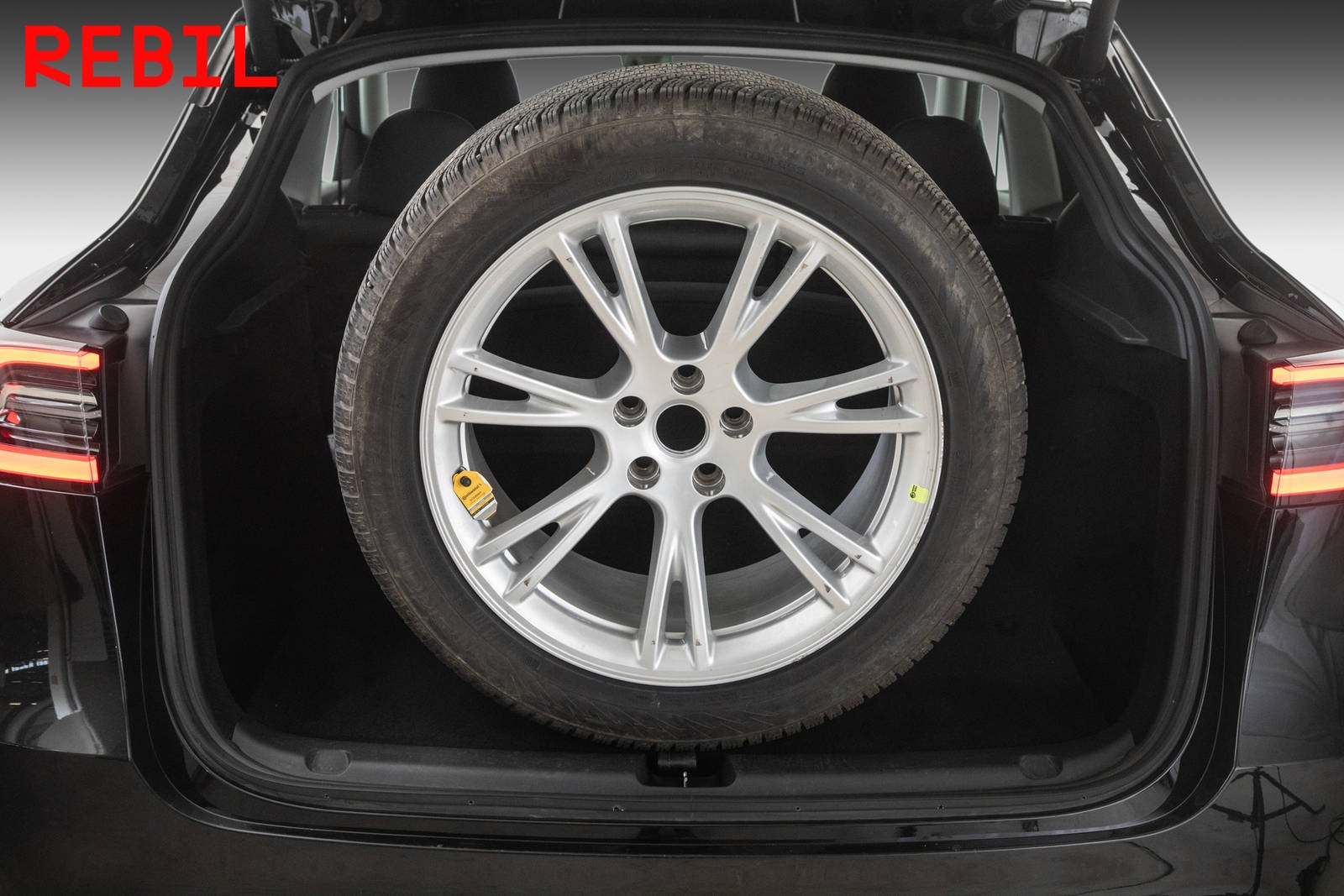 Tesla Model Y Long Range AWD, 514ps, 2023