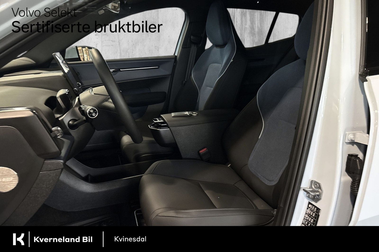 Volvo EX30 Single Motor, 272hp, 2025