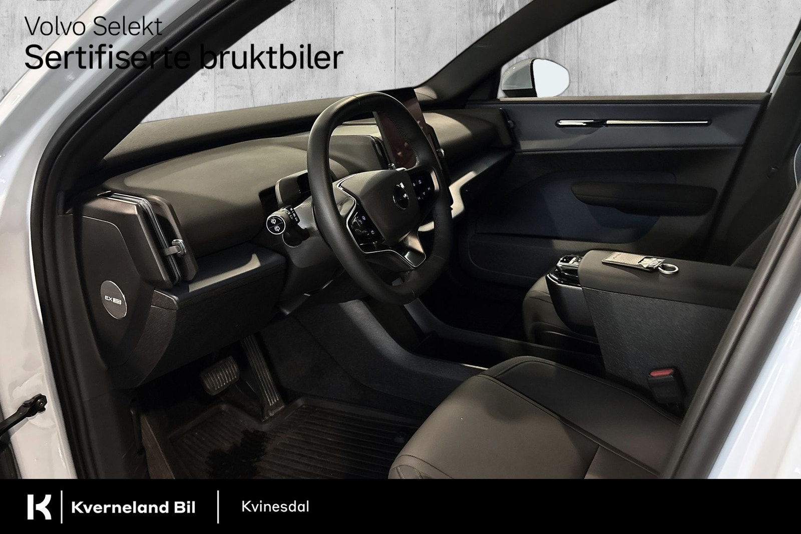 Volvo EX30 Single Motor, 272hp, 2025