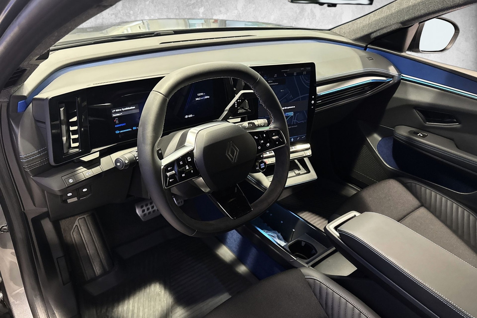 Renault Scenic E-Tech High Range 87 kWh, 218hp, 2025