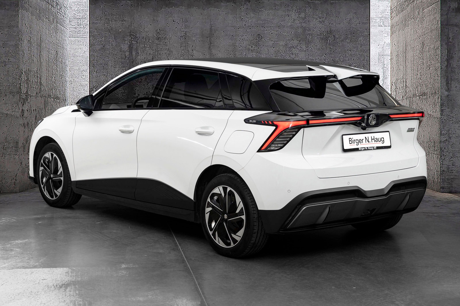 MG 4 Electric Long Range 64 kWh, 204hp, 2023