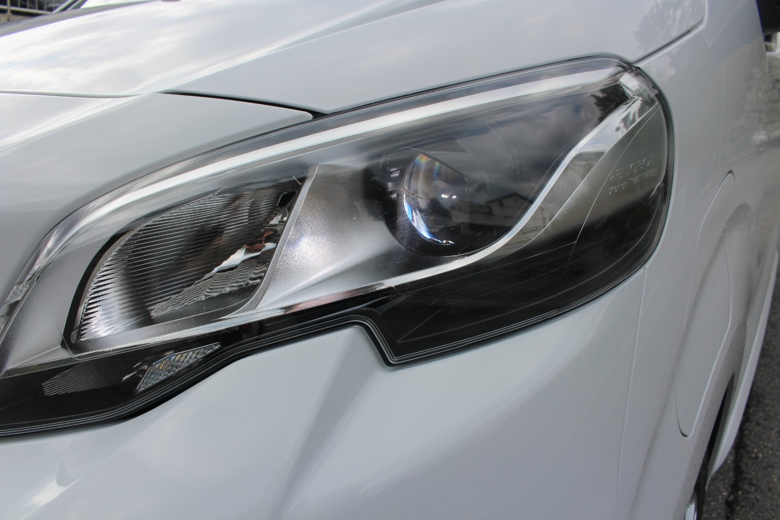 Peugeot e-Expert 75, 136hp, 2023
