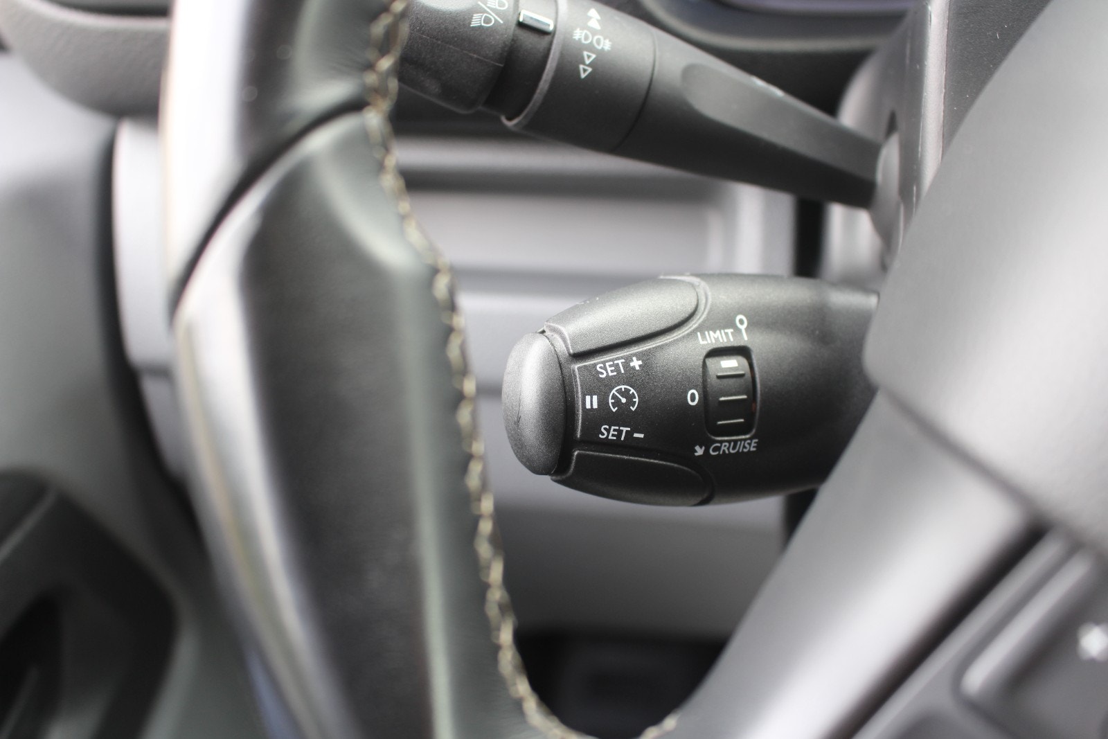 Peugeot e-Expert 75, 136hp, 2023