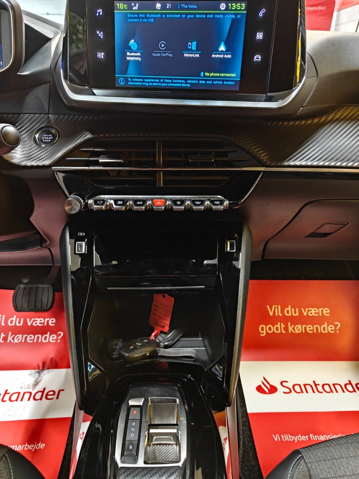 Peugeot e-2008, 136ps, 2022
