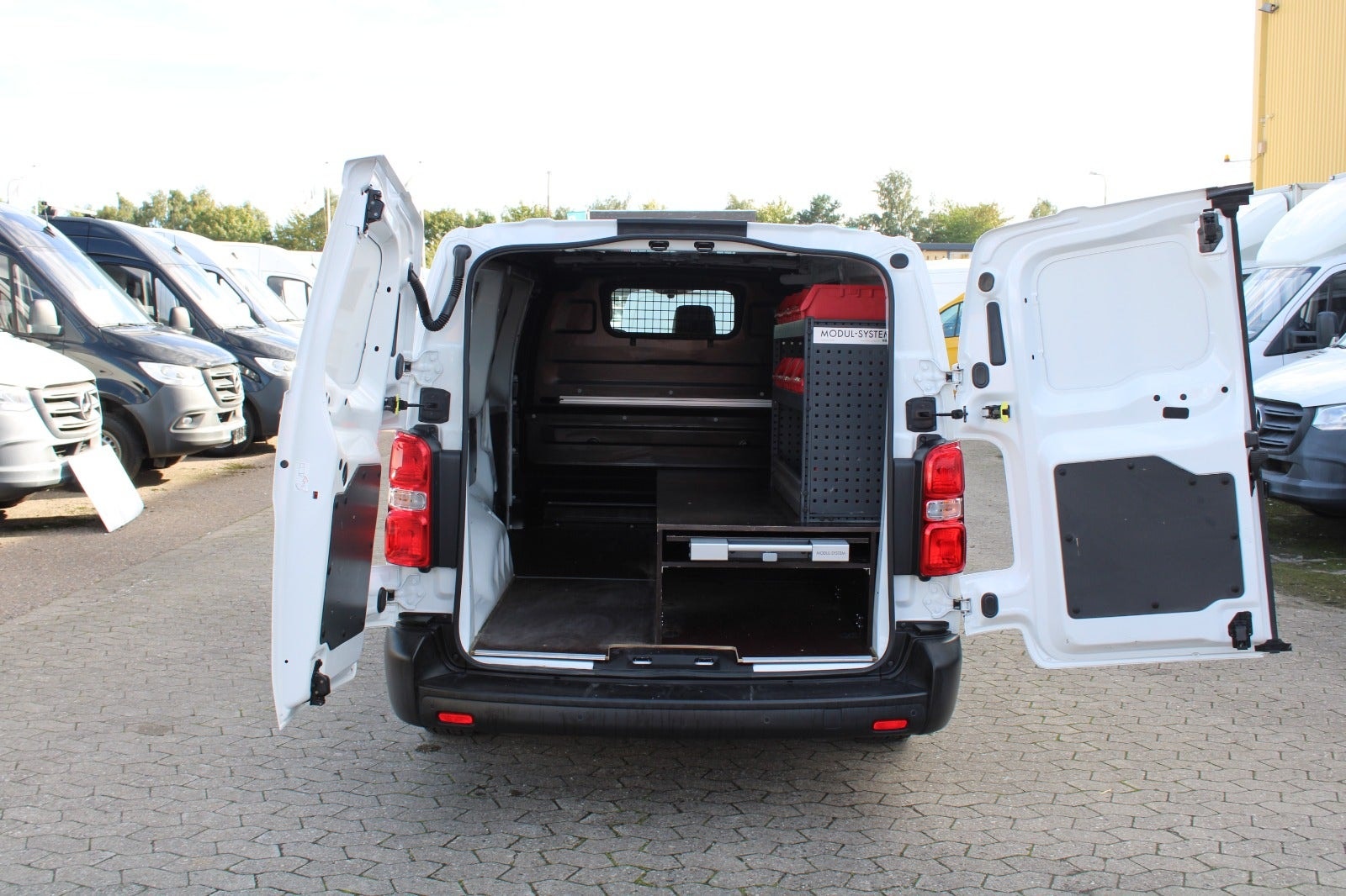 Citroën ë-Jumpy 75, 136hp, 2021