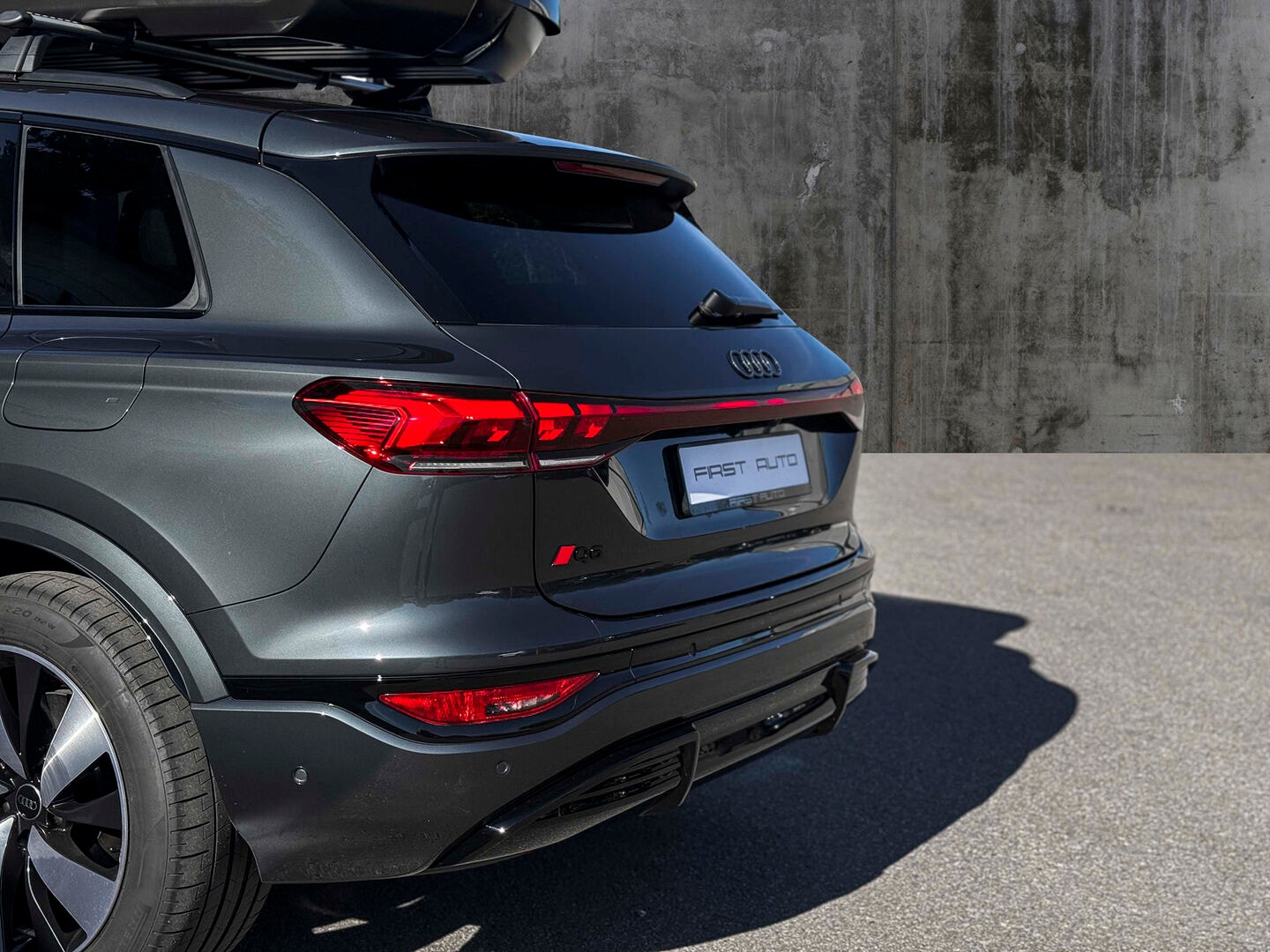 Audi Q6 e-tron quattro, 388ps, 2024