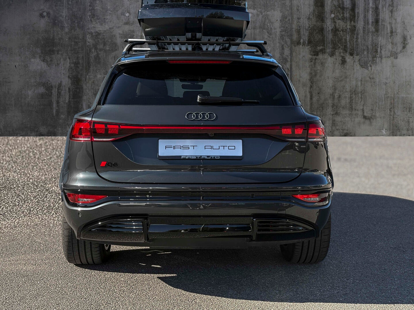 Audi Q6 e-tron quattro, 388ps, 2024