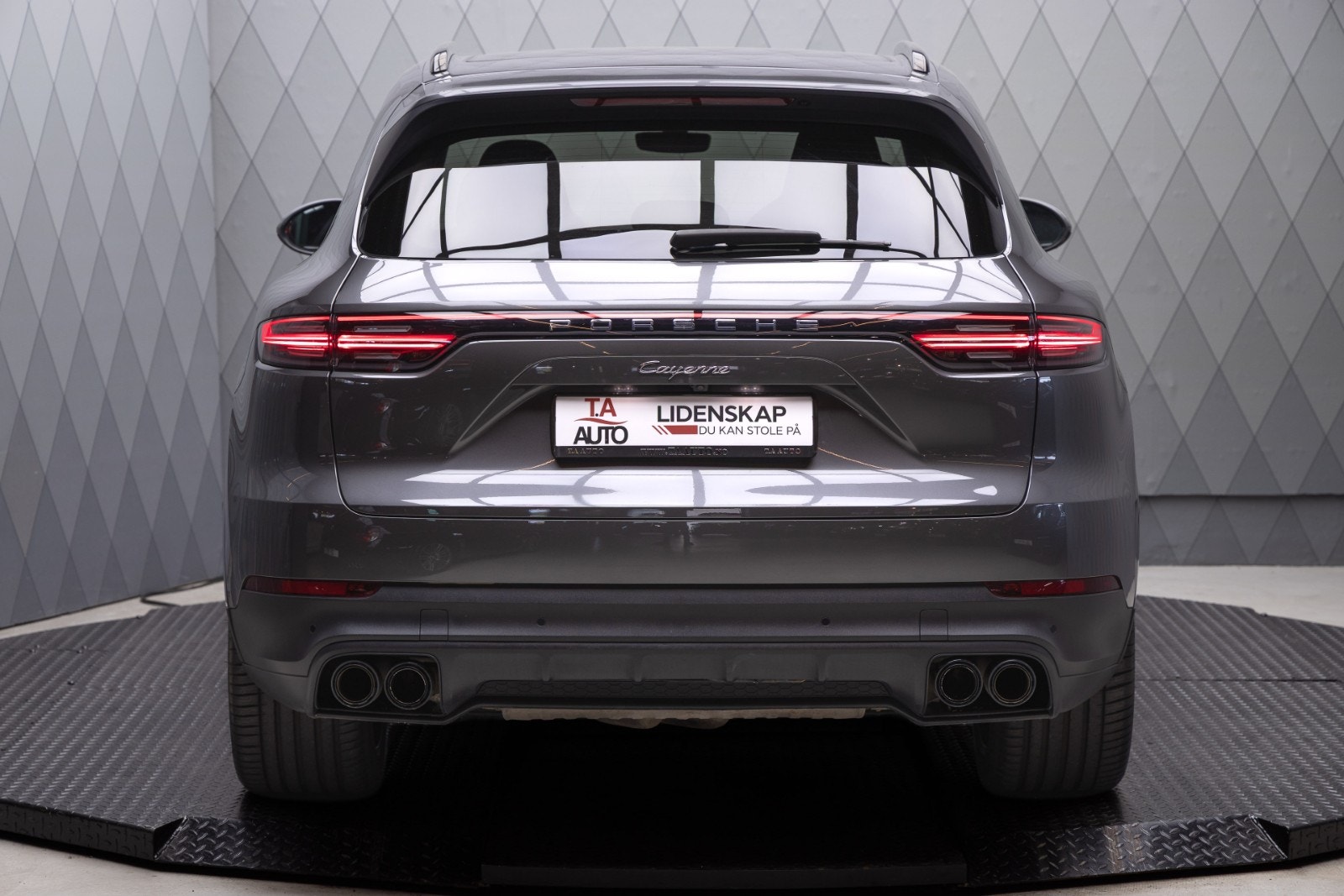 Porsche Cayenne E-Hybrid TipTronic S, 462hk, 2020