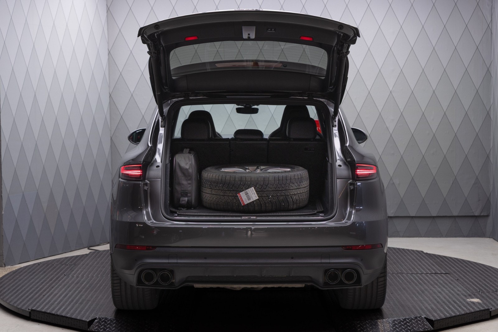 Porsche Cayenne E-Hybrid TipTronic S, 462hk, 2020