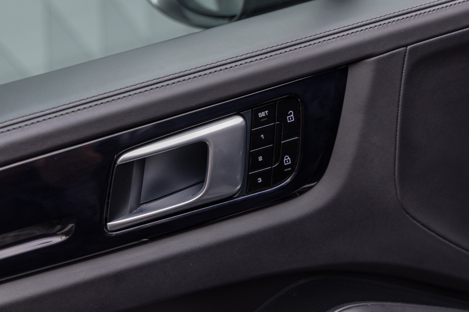 Porsche Cayenne E-Hybrid TipTronic S, 462hk, 2020