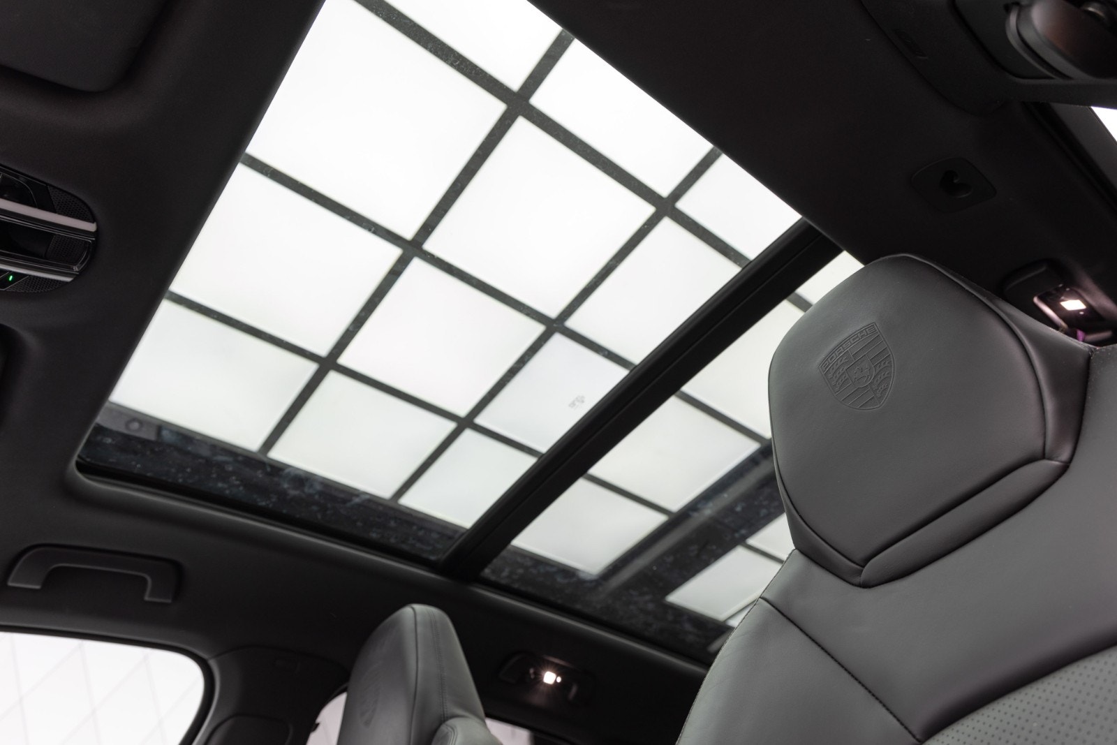 Porsche Cayenne E-Hybrid TipTronic S, 462hk, 2020