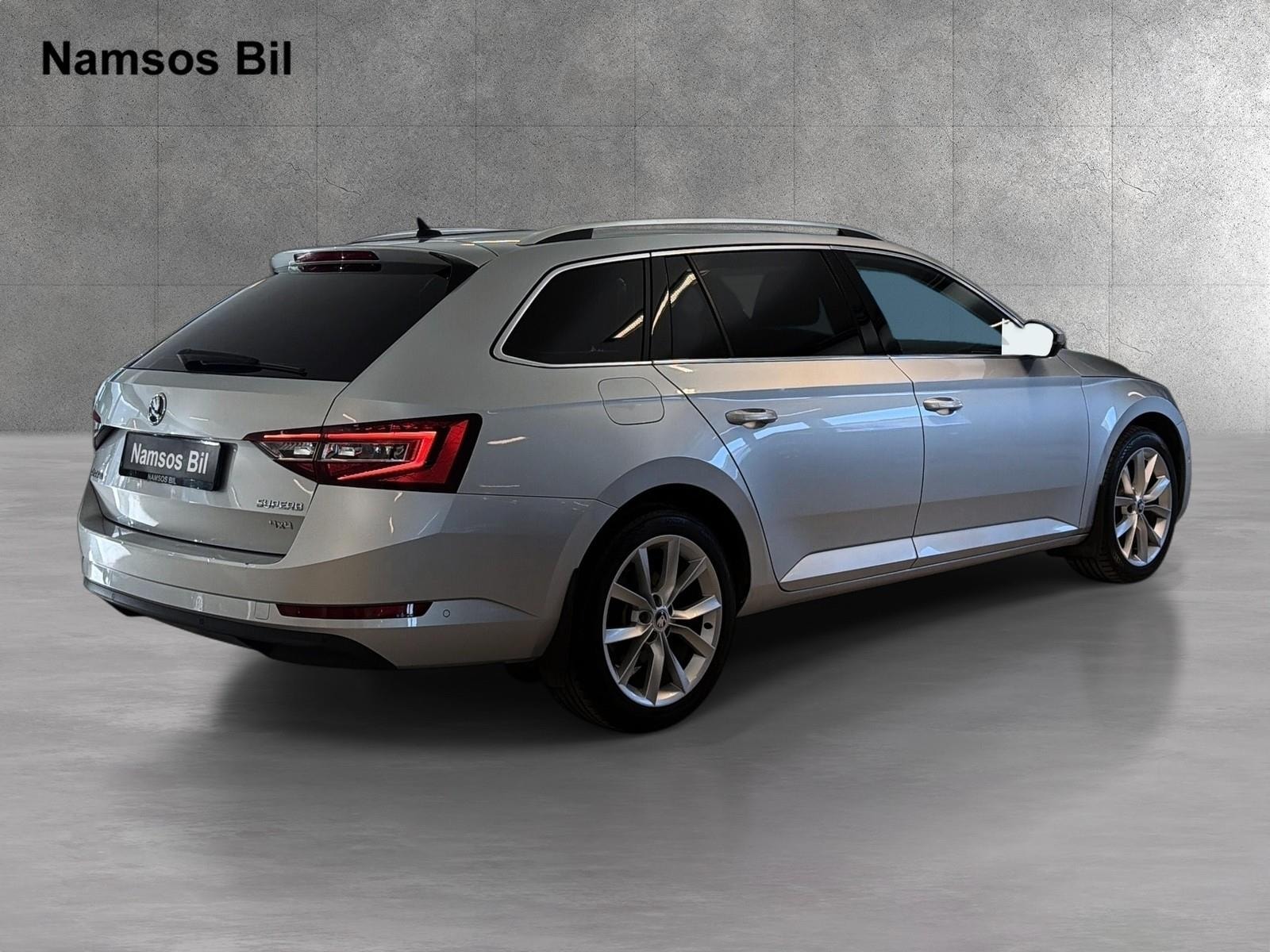 Škoda Superb Combi 2.0 TDI 4x4 SCR DSG Sequential, 6-trins, 190ps, 2017