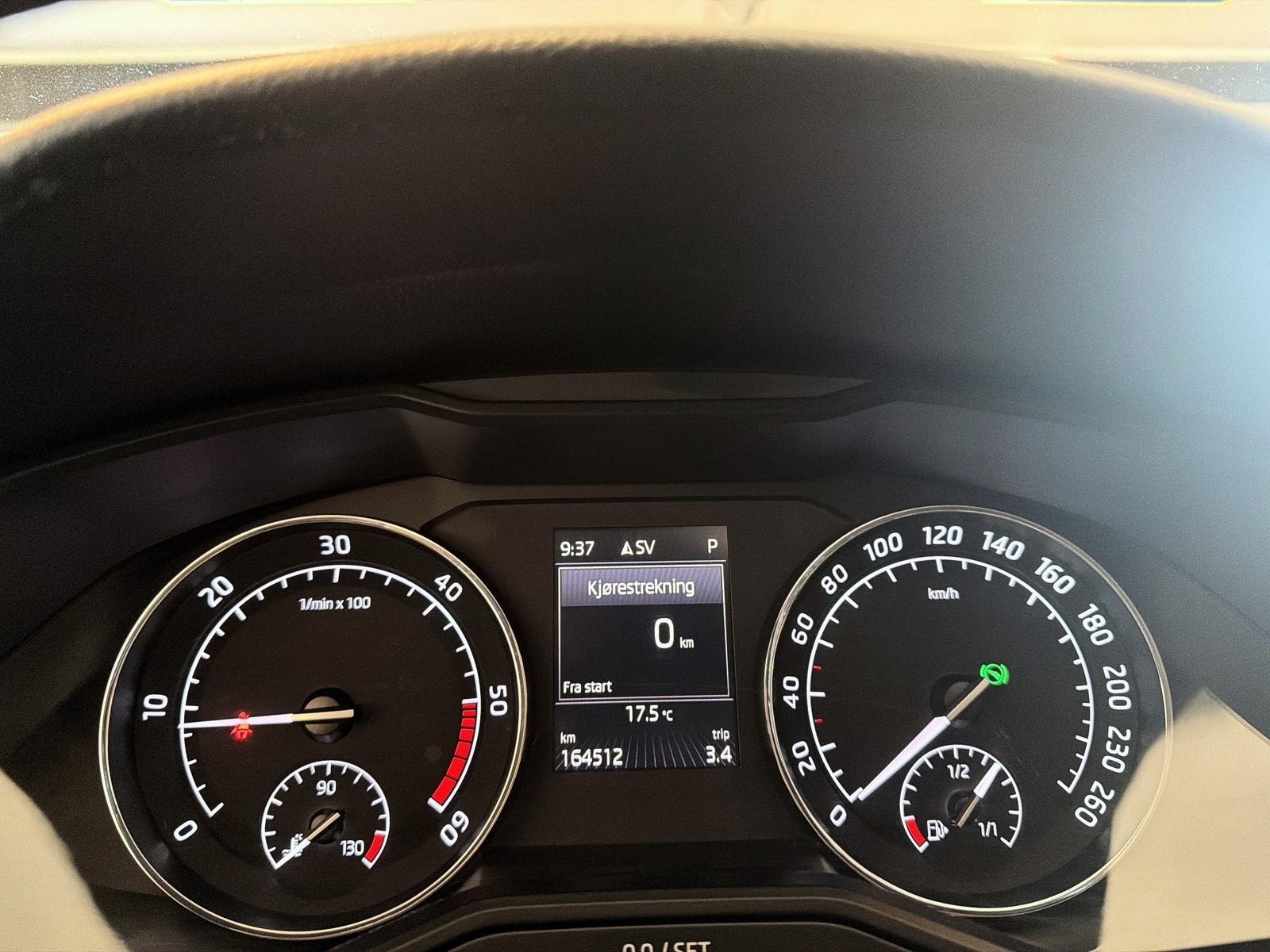 Škoda Superb Combi 2.0 TDI 4x4 SCR DSG Sequential, 6-trins, 190ps, 2017