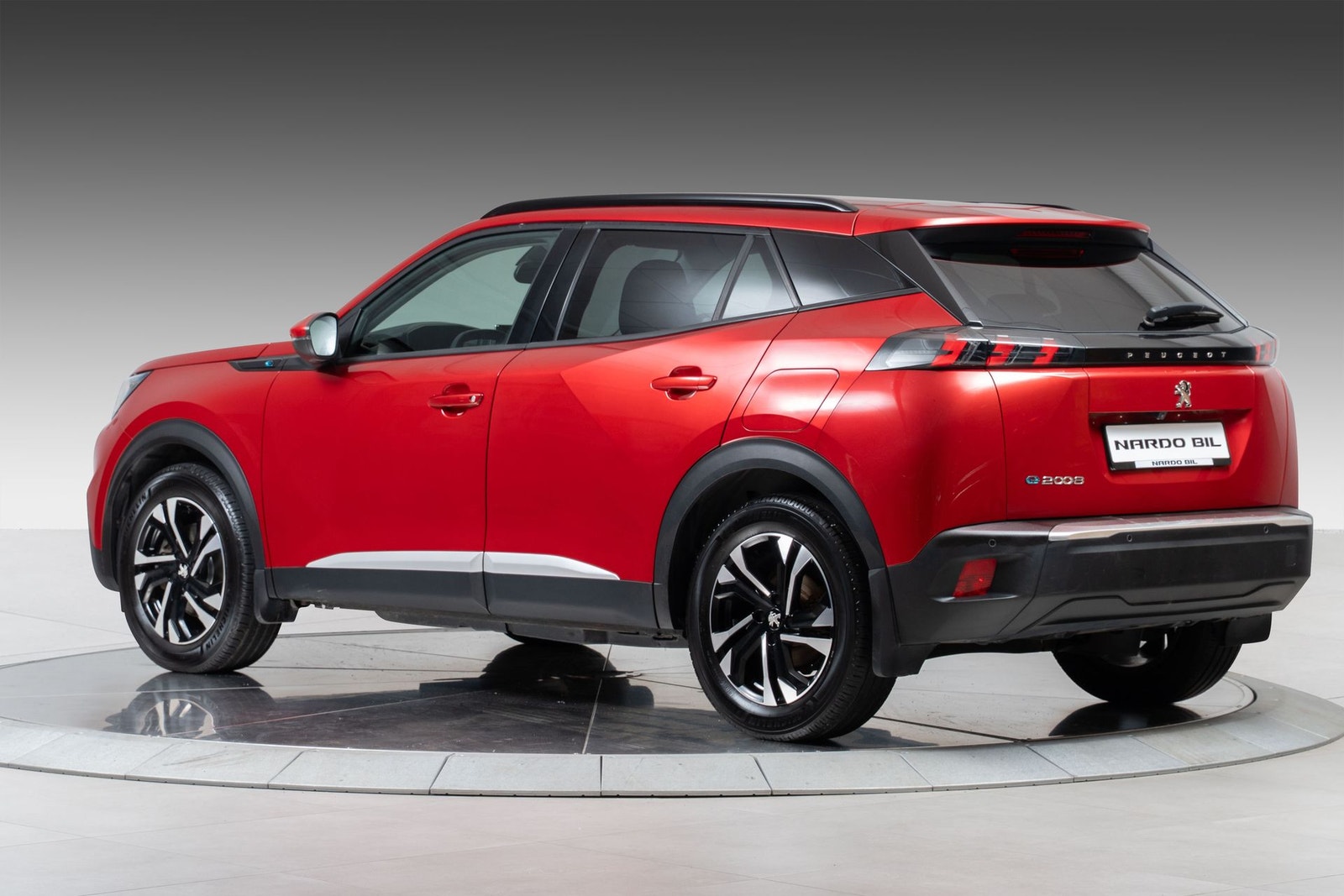 Peugeot e-2008, 136hp, 2020